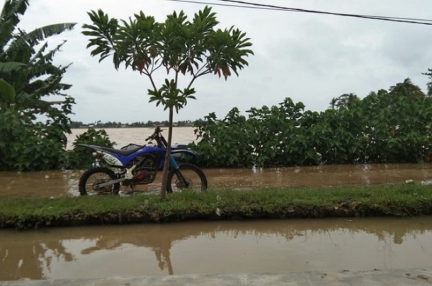  Sejumlah Daerah di Karawang Dilanda Banjir