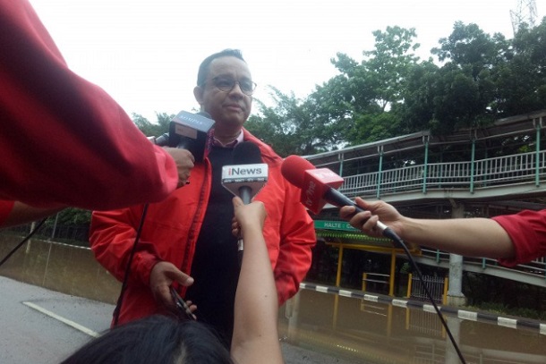  Pengamat: Anies tidak Siap Hadapi Banjir di Jakarta 