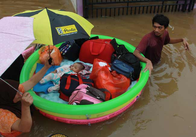  BANJIR DI TANGERANG SELATAN