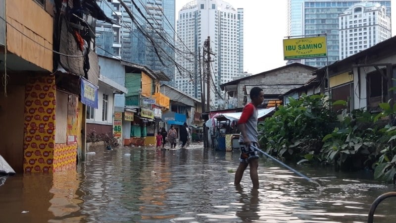  Cerita Korban Banjir yang Terimpit Gedung Bertingkat