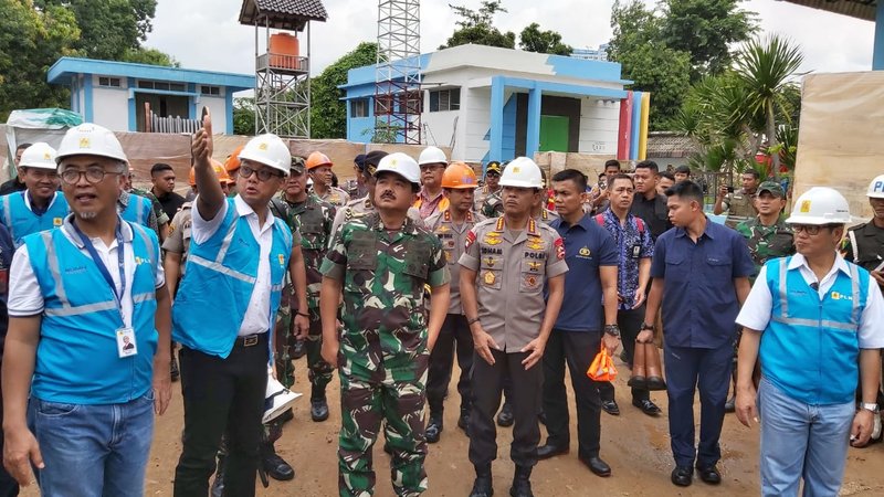  Penanganan Pascabanjir, Panglima TNI dan Kapolri Kunjungi Gardu Induk Kembangan