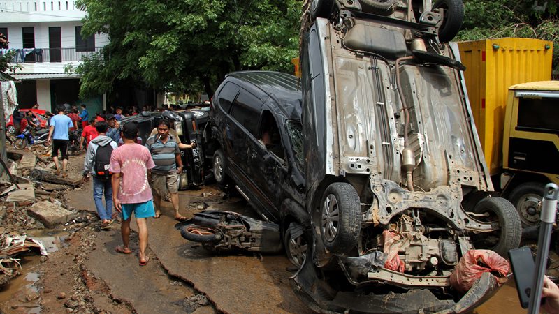  Daihatsu Buat Program Layanan Purnajual untuk Mobil Korban Banjir