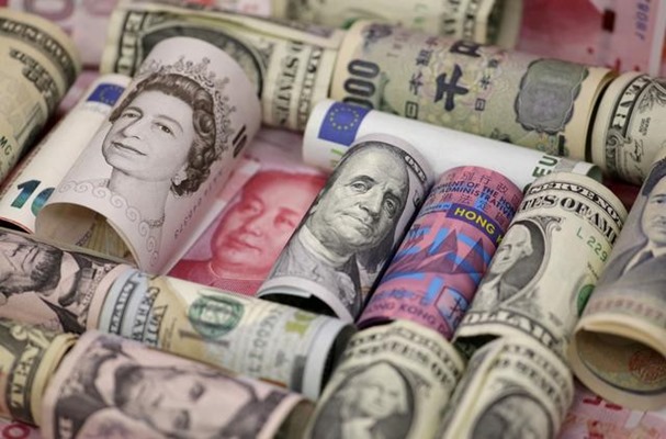 Euro, dolarHong Kong, dolar AS, yen Jepang, Pound sterling, dan yuan China./Reuters-Jason Lee