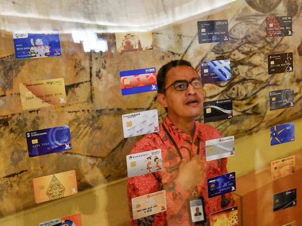  Mengintip Eksistensi Kartu ATM Berlogo Garuda