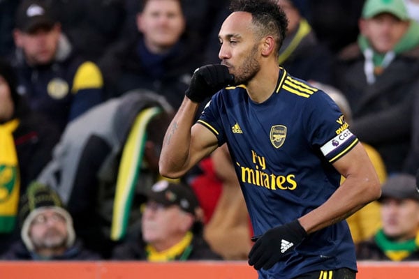  Aubameyang Cetak Gol Lalu Kena Kartu Merah, Arsenal Diimbangi Palace