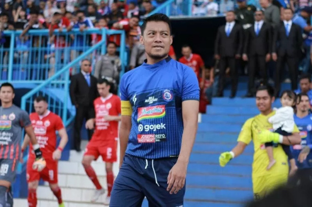  Dilepas Arema, Hamka Hamzah Berlabuh ke Persita