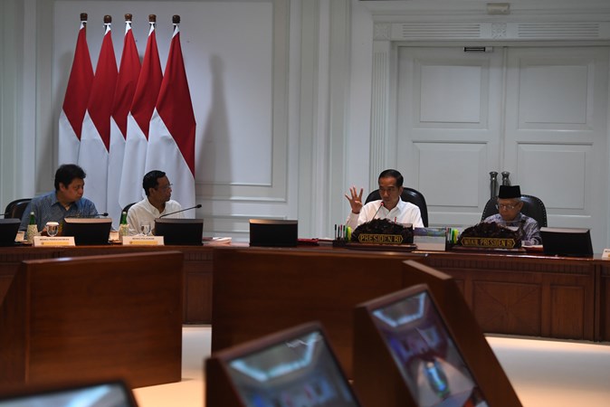  Rapat Terbatas Omnibus Law, Presiden Jokowi Targetkan Selesai dalam 100 Hari