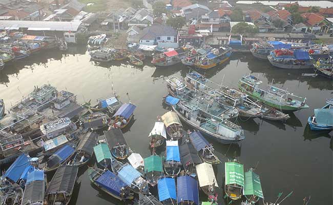  BUTUH PERLUASAN PELABUHAN