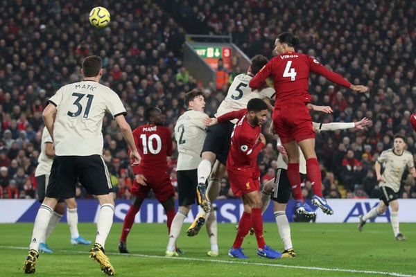  Hasil Liga Inggris, Liverpool Jinakkan Manchester United Skor 2 - 0