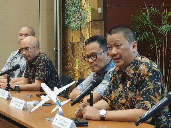  Hore, Dirut Garuda Irfan Setiaputra Janji Evaluasi Harga Tiket Pesawat