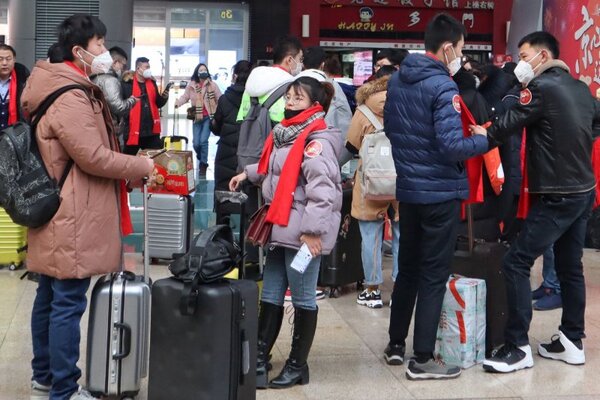  China Kekurangan 40 Juta Masker Antisipasi Penyebaran Corona