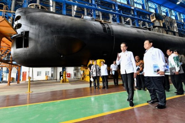  Pimpin Ratas Industri Pertahanan di Jatim, Presiden Jokowi : Investasi Pertahanan Harus Terarah