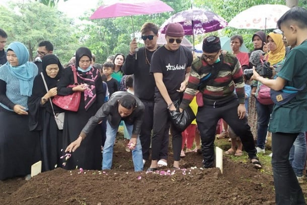  Polisi Gunakan Pasal Pembunuhan Usut Kematian Ibu Rizky Febian