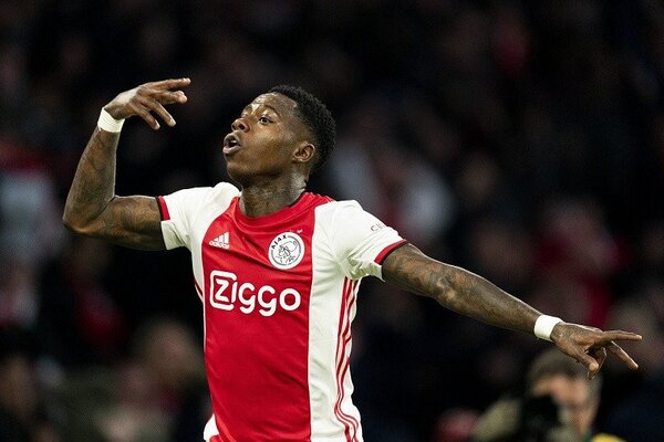  Quincy Promes Bawa Ajax Ungguli PSV Eindhoven