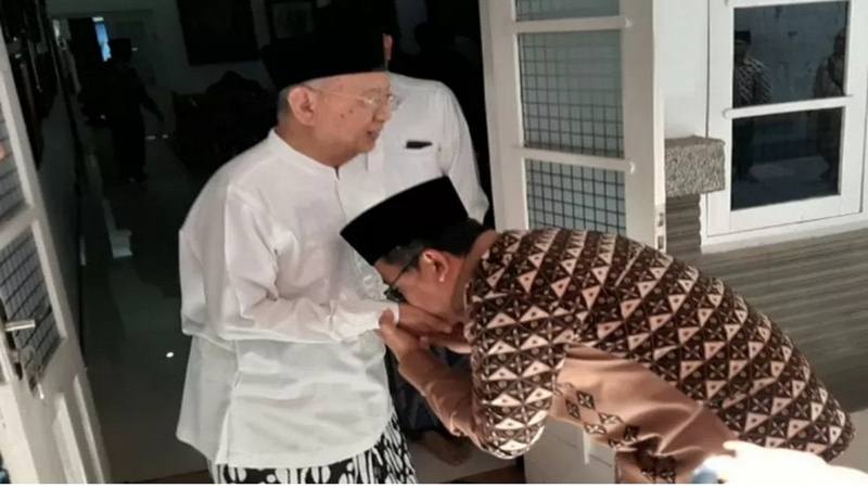  Wakil Menag Sebut Gus Sholah Pembela Kebenaran