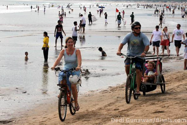  Bali Izinkan Wisatawan China Perpanjang Masa Tinggal