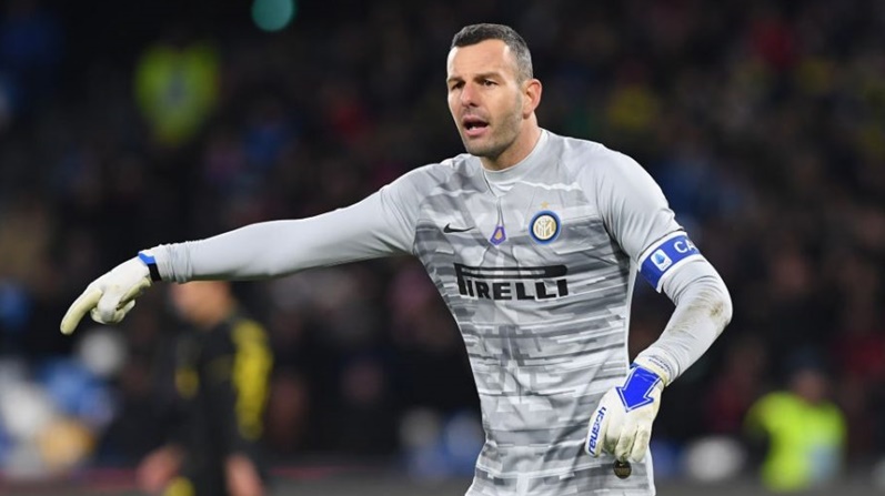  Prediksi Inter Vs Milan: Handanovic Tetap Main Meski Jari Kelingking Patah?