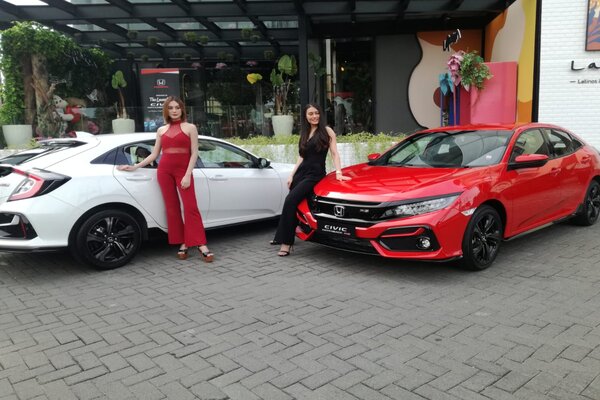  Penjualan Honda Civic Hatchback RS di Jatim Ditarget 250 Unit