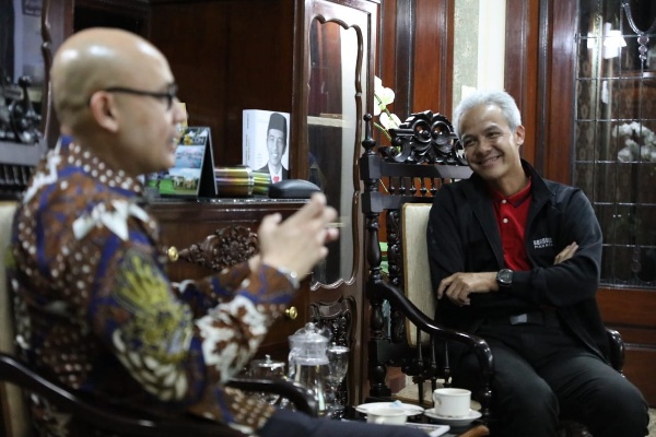  Warga Jateng Ditawari Buka Warung Kopi di Paris