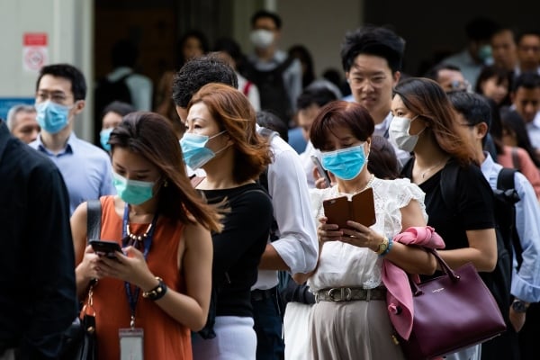  Warganya Terkena Corona, Lebih dari 100 Orang Dievakuasi di Hong Kong