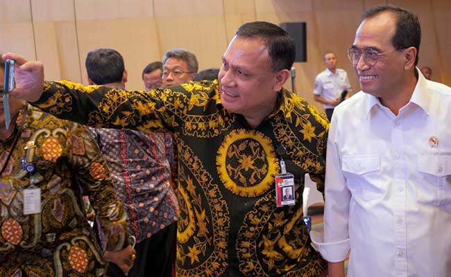  KOMITMEN PEMBENTUKAN ZONA INTEGRITAS