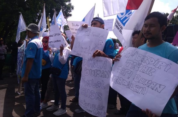  Serikat Buruh Kab Cirebon Datangi DPRD Pertanyakan Soal Kesejahteraan