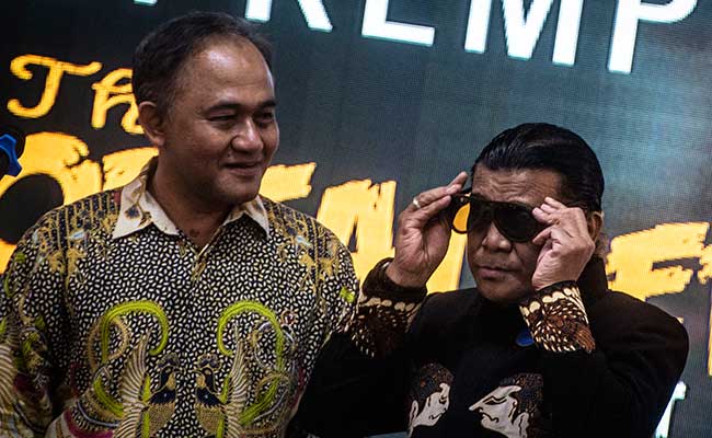  DIDI KEMPOT DIKUKUHKAN SEBAGAI RELAWAN ANTINARKOBA