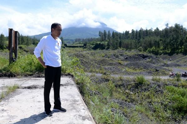 Jokowi Tinjau Kesiapan Pengendali Lahar Merapi
