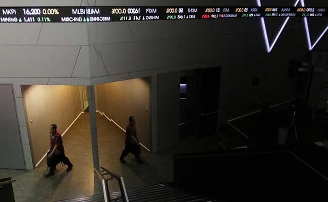  Indeks Acuan IBEX Terkoreksi, Bursa Spanyol Bertahan di Level 10.000