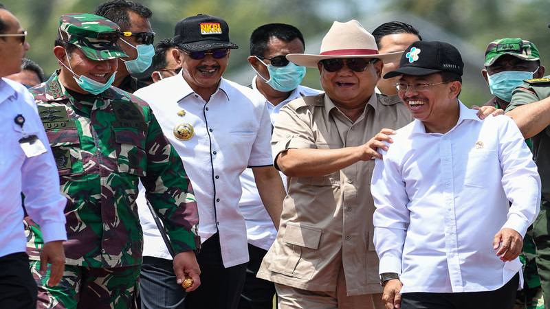  Survei Capres 2024: Prabowo Teratas, Anies, Emil, Ganjar Lewat