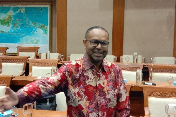  Mengenal Putra Papua Direktur Freeport yang Pernah jadi Pemain Bola