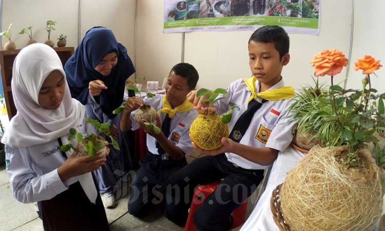  WORKSHOP MEMBUAT KOKEDAMA