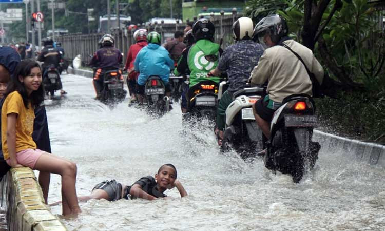  Banjir Jakarta Surut, Berikut Lokasi Genangan Hari Ini