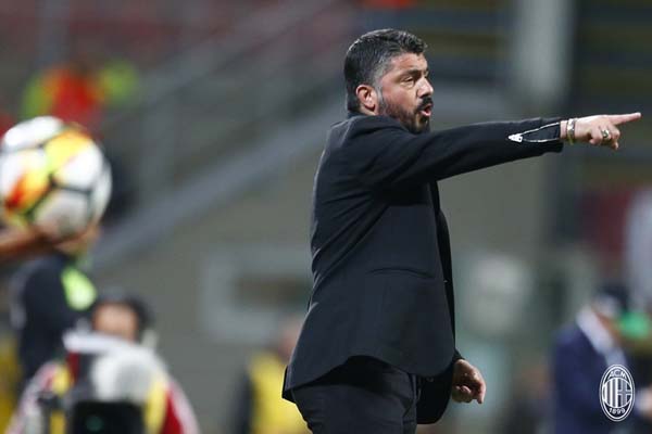  Gattuso Sebut Napoli Bakal Habis-habisan di Leg Kedua Lawan Barca