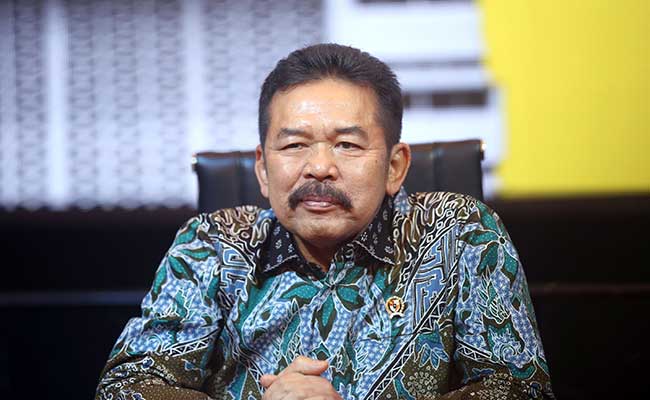  Jaksa Agung Pastikan Jaksa Agung Muda Ali Mukartono Mampu Tangani Kasus Jiwasraya