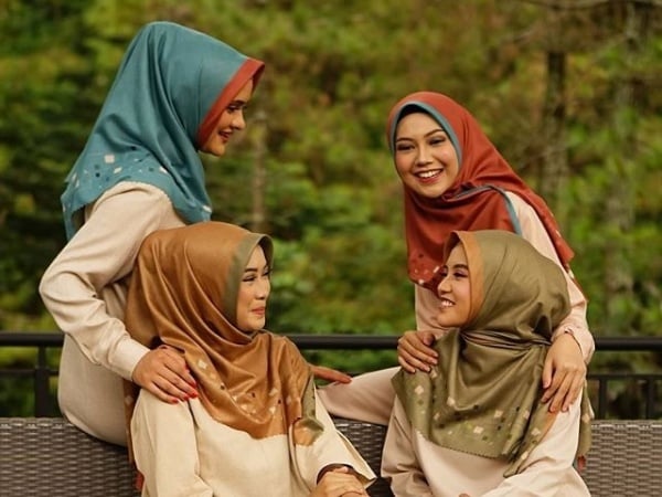  Peluang Bisnis Hijab 4 in 1, Berikut Perhitungan Bisnisnya