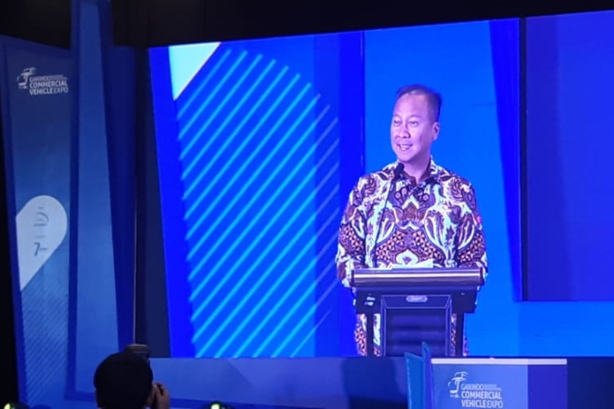 Menteri Perindustrian Agus Gumiwang Kartasasmita memberikan kata sambutan dalam pembukaan pameran kendaraan komersial, Gaikindo Indonesia International Commercial Vehicle Expo (Giicomvec) 2020, di Jakarta, Kamis (5/3/2020)/Bisnis.com-Dionisio Damara.