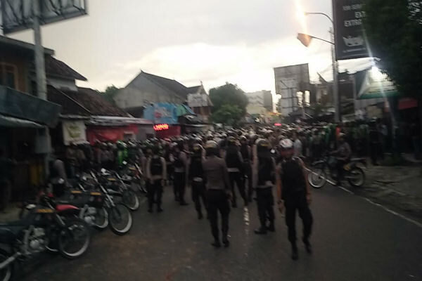  Bentrok Ojek Online di Babarsari, Massa Membawa Senjata