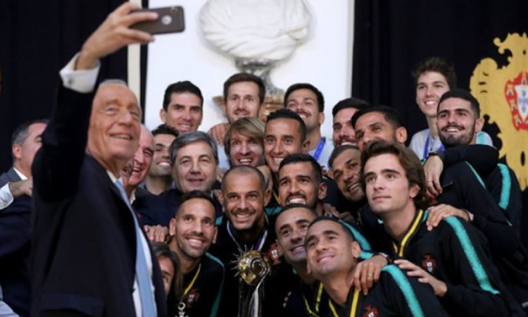  Presiden Portugal Dikarantina usai Bertemu Pelajar yang Tertular Corona