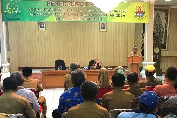  Bupati Cirebon Ingatkan Kuwu Terpilih Soal Penggunaan Dana Desa