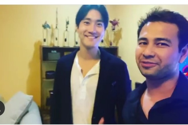  Siwon Choi Datangi Rumah Raffi Ahmad