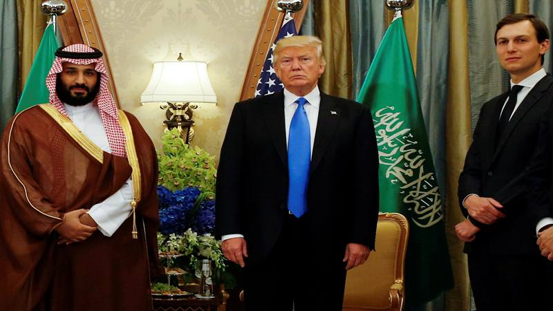  Di Tengah Perang Harga Minyak, Trump \'Main Mata\' dengan Putra Mahkota Saudi