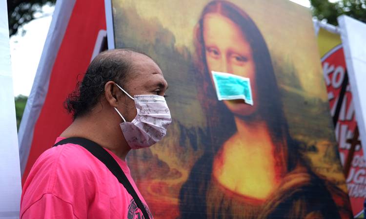  Cegah Corona, Bulan Depan BUMN Diharapkan Produksi 6 Juta Masker