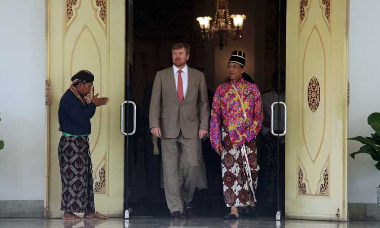  RAJA BELANDA KUNJUNGI KERATON YOGYAKARTA