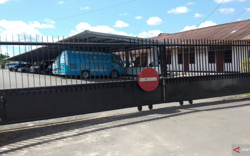 Pemerintah Kota Sorong Hentikan Aktivitas Kantor