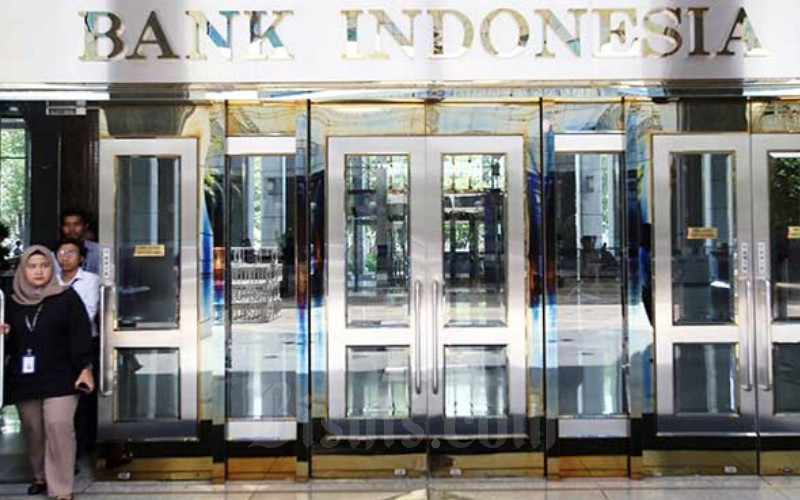  SUKU BUNGA TURUN: Dampak Tidak Instan