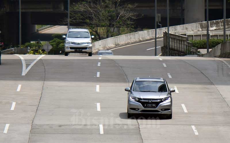  JALAN TOL MULAI SEPI