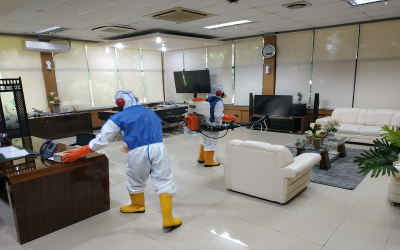  Area Kantor Pertamina MOR VII Disemprot Cairan Disinfektan