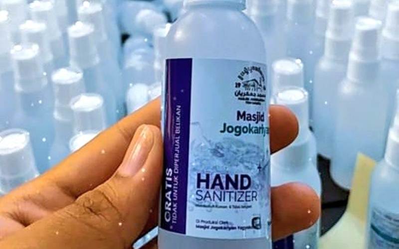  Masjid di Yogyakarta Bagikan 5.000 Lebih Botol Hand Sanitizer