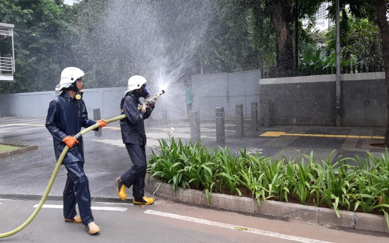  Daftar Ruas Jalan yang Disemprot Disinfektan di Jakarta Hari Ini